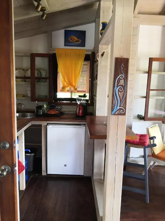 English Harbour Rotten Hill Retreat Cottages בית אירוח